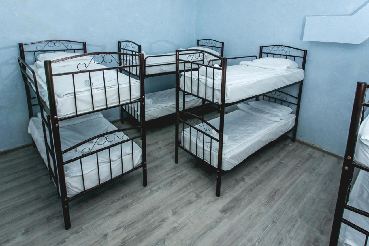 Sherlock Holmes Hostel Baku Exterior photo